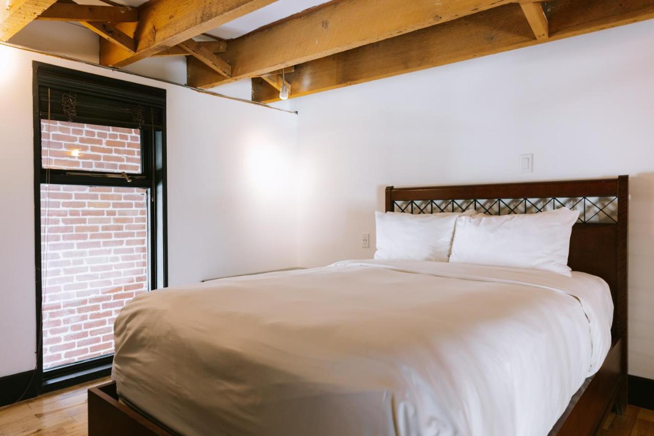 Lofts Du Vieux-Port By Gray Collection Aparthotel Montreal Exterior photo