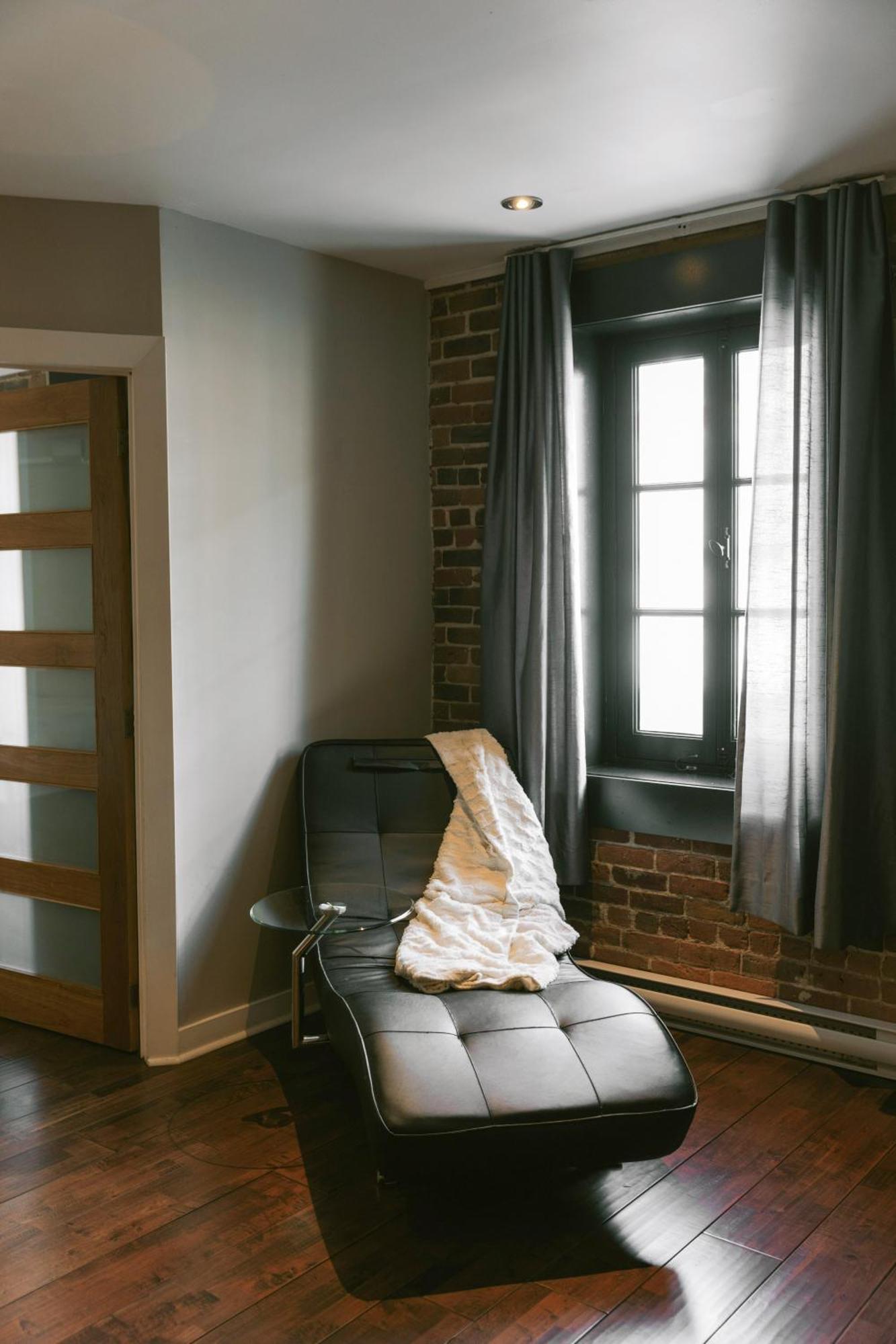 Lofts Du Vieux-Port By Gray Collection Aparthotel Montreal Exterior photo